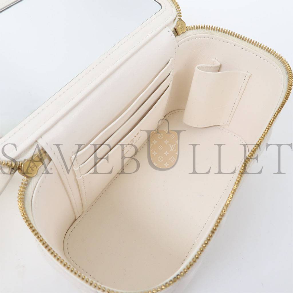 CHANEL QUILTED CC GHW DRESSING CASE CHAIN SHOULDER BAG LAMBSKIN LEATHER WHITE AP2303 (17*9*8cm)